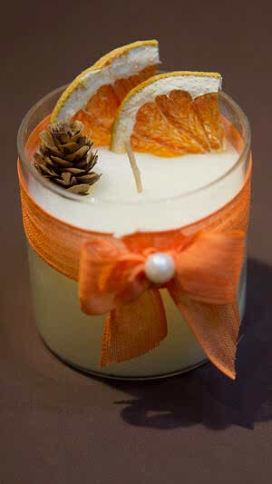 Vanilya kokulu el yapımı mum incili turuncu kurdela