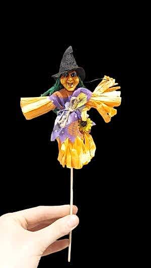 Buket tamamlayıcı aksesuar cadı