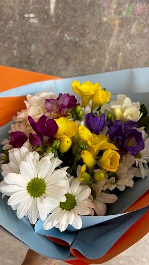 Alternative view of Karışık Buket